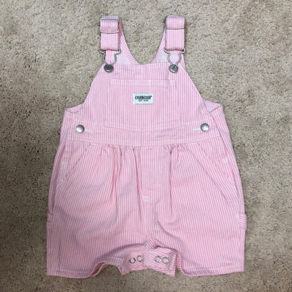 NWOT pink Oshkosh overalls shorts - 12m